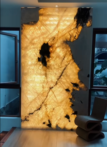 backlit patagonia quartzite