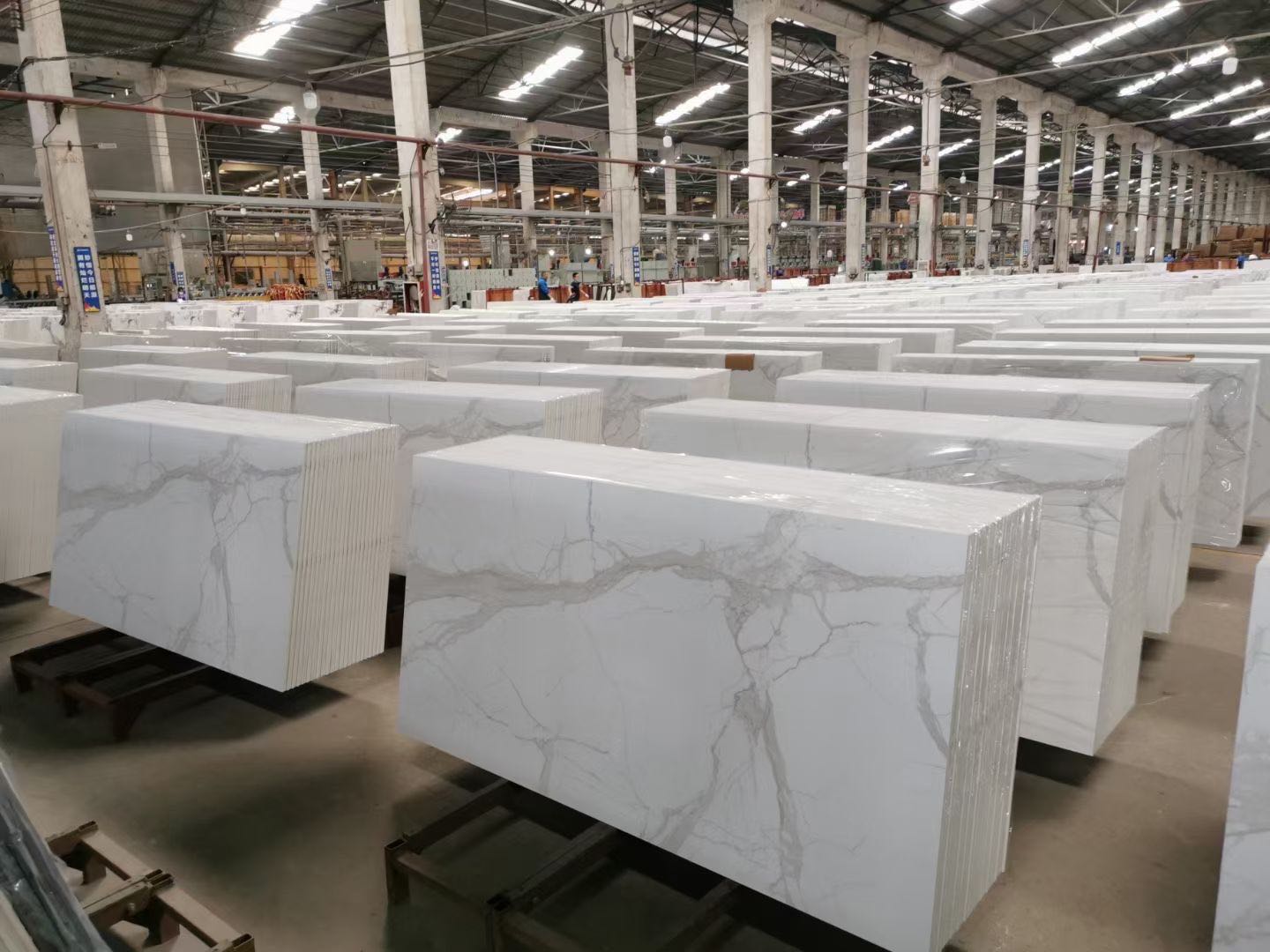 sintered stone slab warehouse 